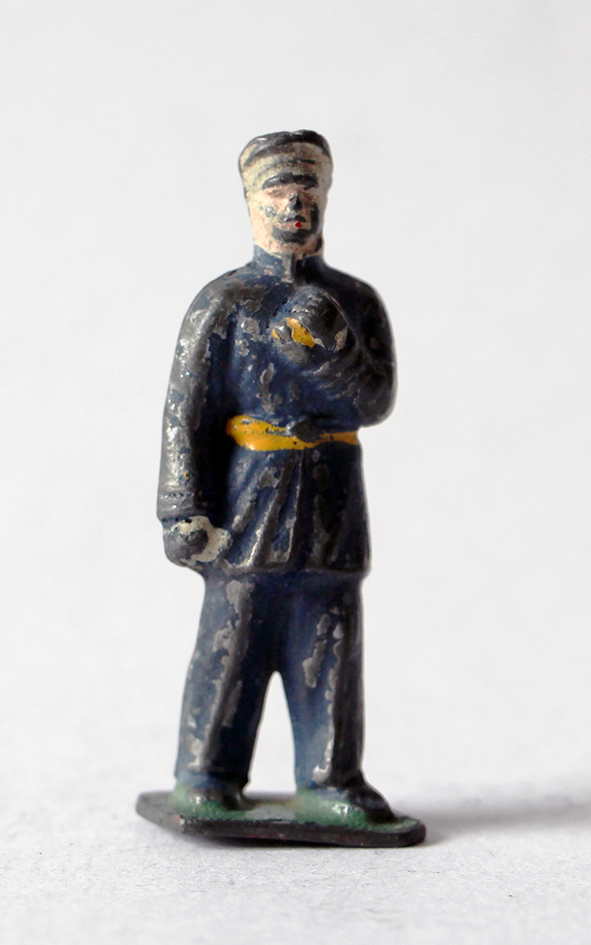 Figurines Plomb creux à définir
