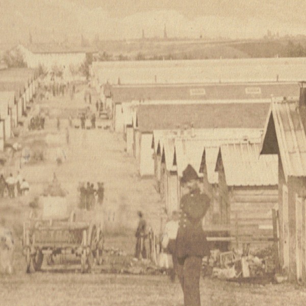 Photo de Garnison - Uniforme - Camp de Sathonay - Lyon - Second Empire - Casernement - Infanterie - Exercice - Camps