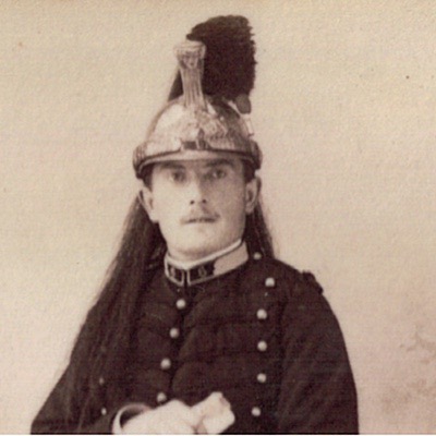 IE-CDV Soldat Français - Armée - Evreux - Sabre - Dragons - Casque - XIX - Uniforme - Dragons à cheval - 6 régiment